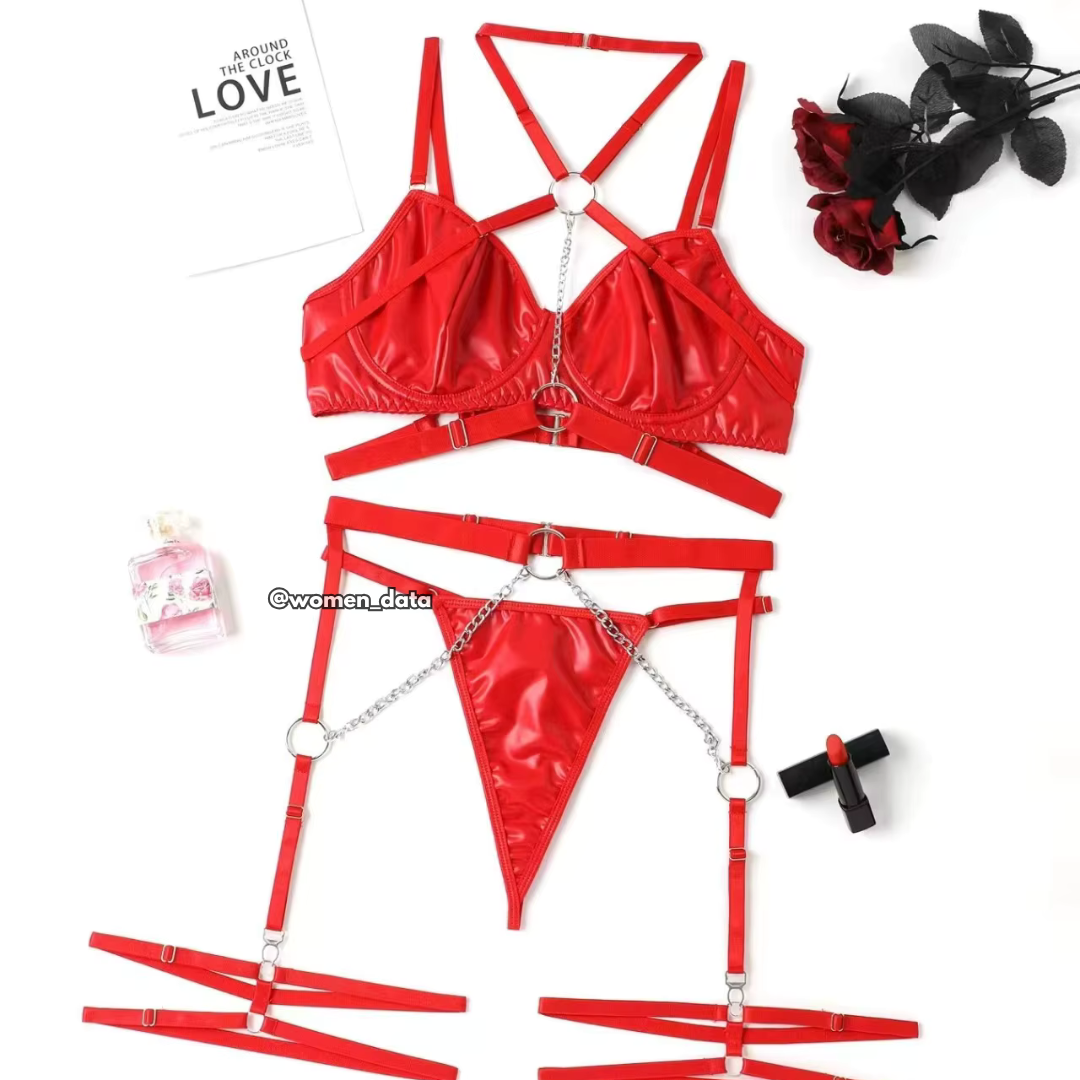 daring lingerie set