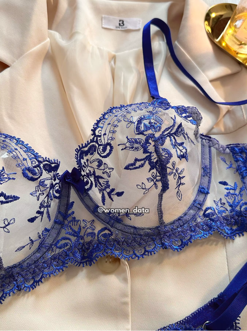 romantic lingerie set