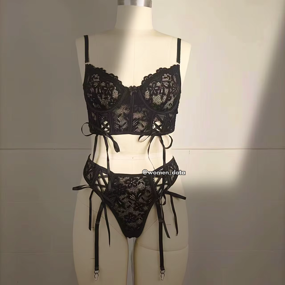 Black Lace Lingerie Set