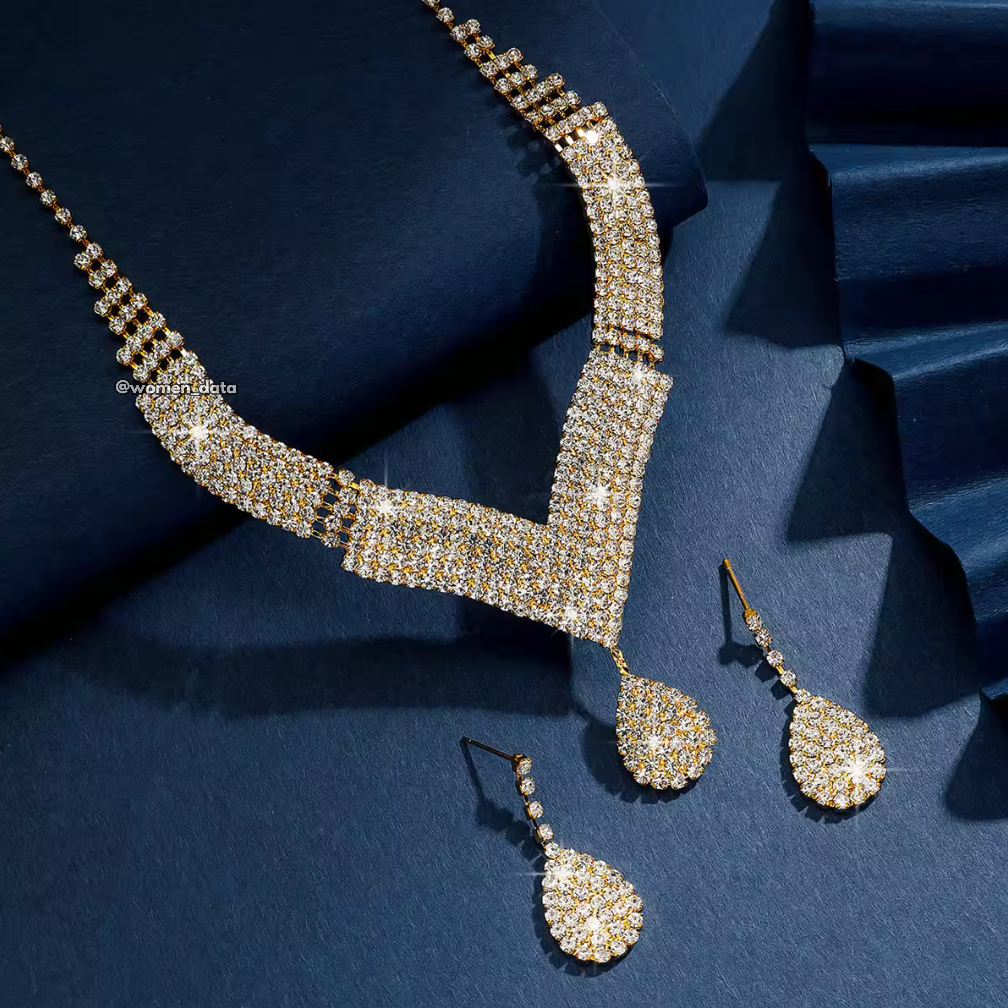 Women Crystal V-Shape Necklace Set 