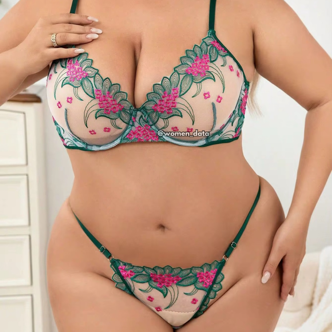 Floral Embroidered Lingerie Set – Plus Size 