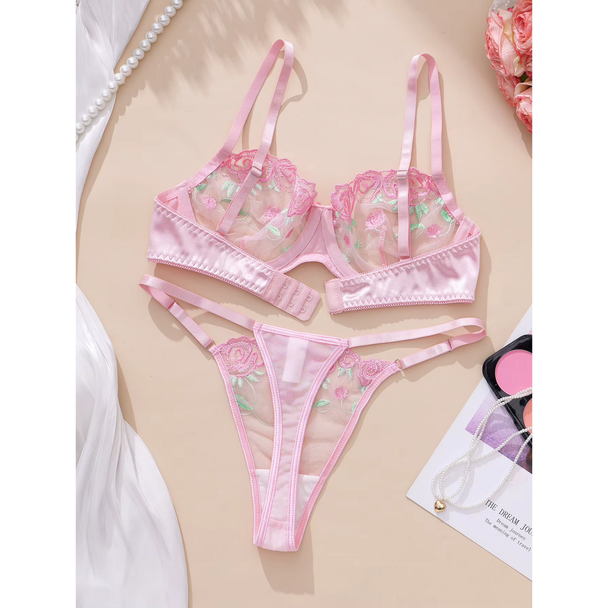 Floral Lace Underwire Bra &amp; Thong Set