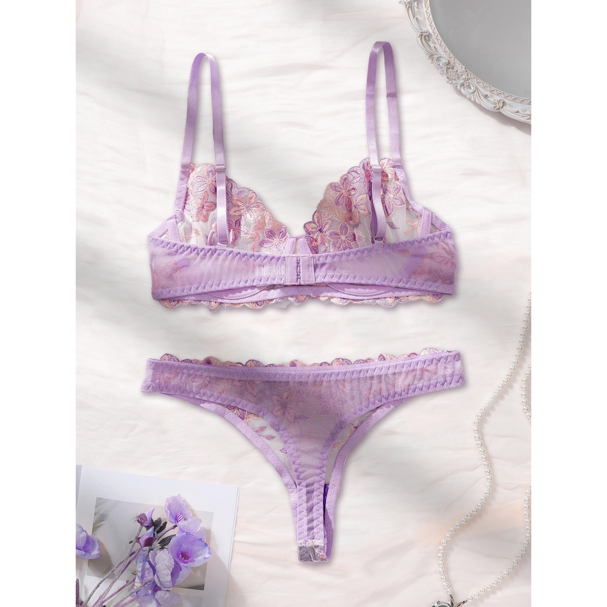 Floral Lace Underwire Bra &amp; Thong Set