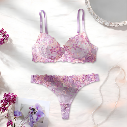 Floral Lace Underwire Bra &amp; Thong Set