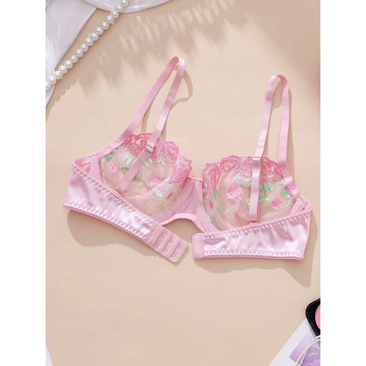 Floral Lace Underwire Bra &amp; Thong Set