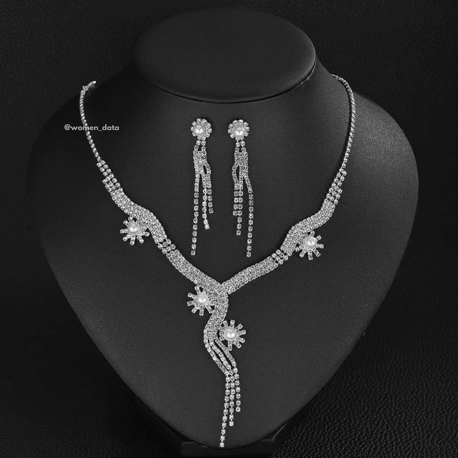 Women Crystal Drop Necklace Set  