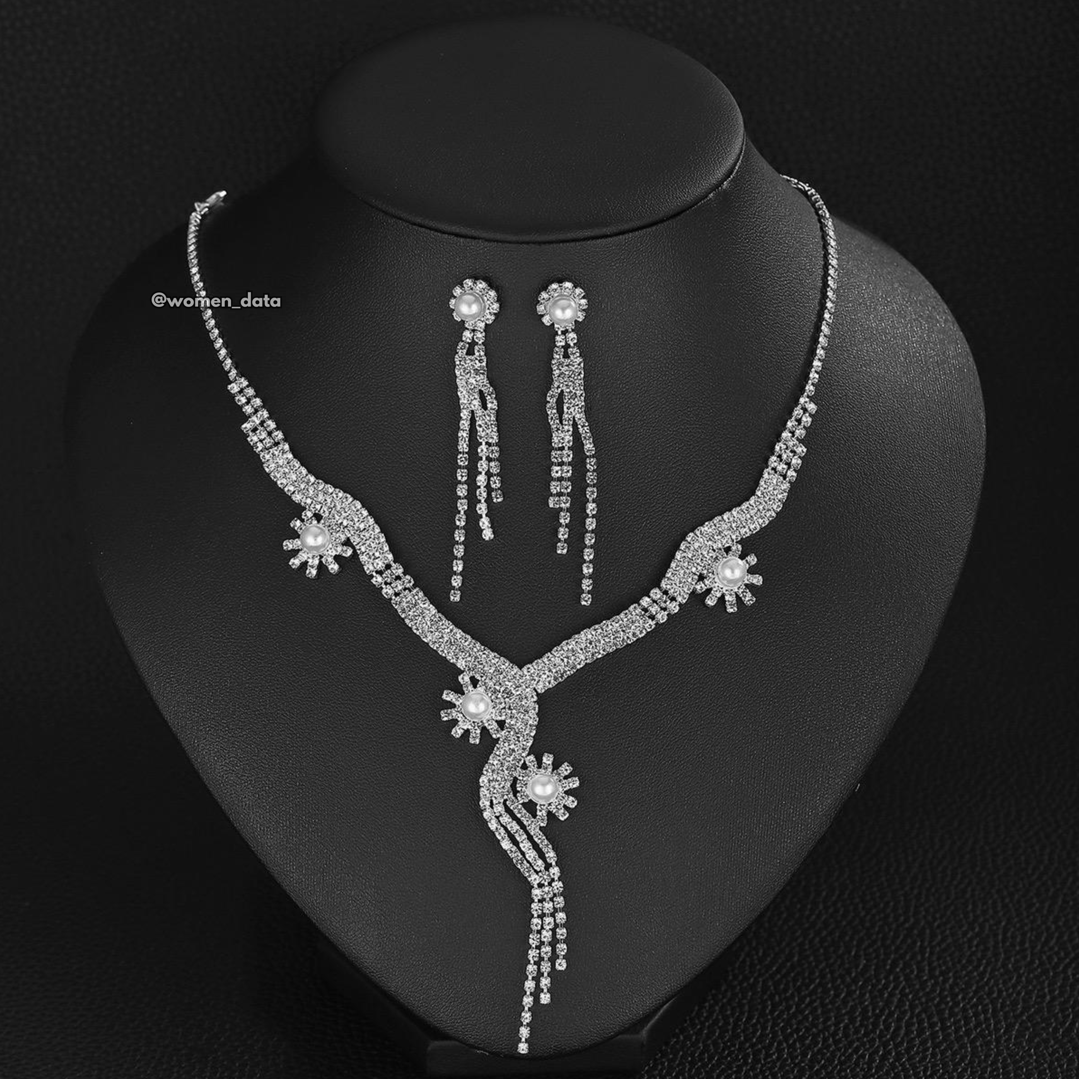 Women Crystal Drop Necklace Set  