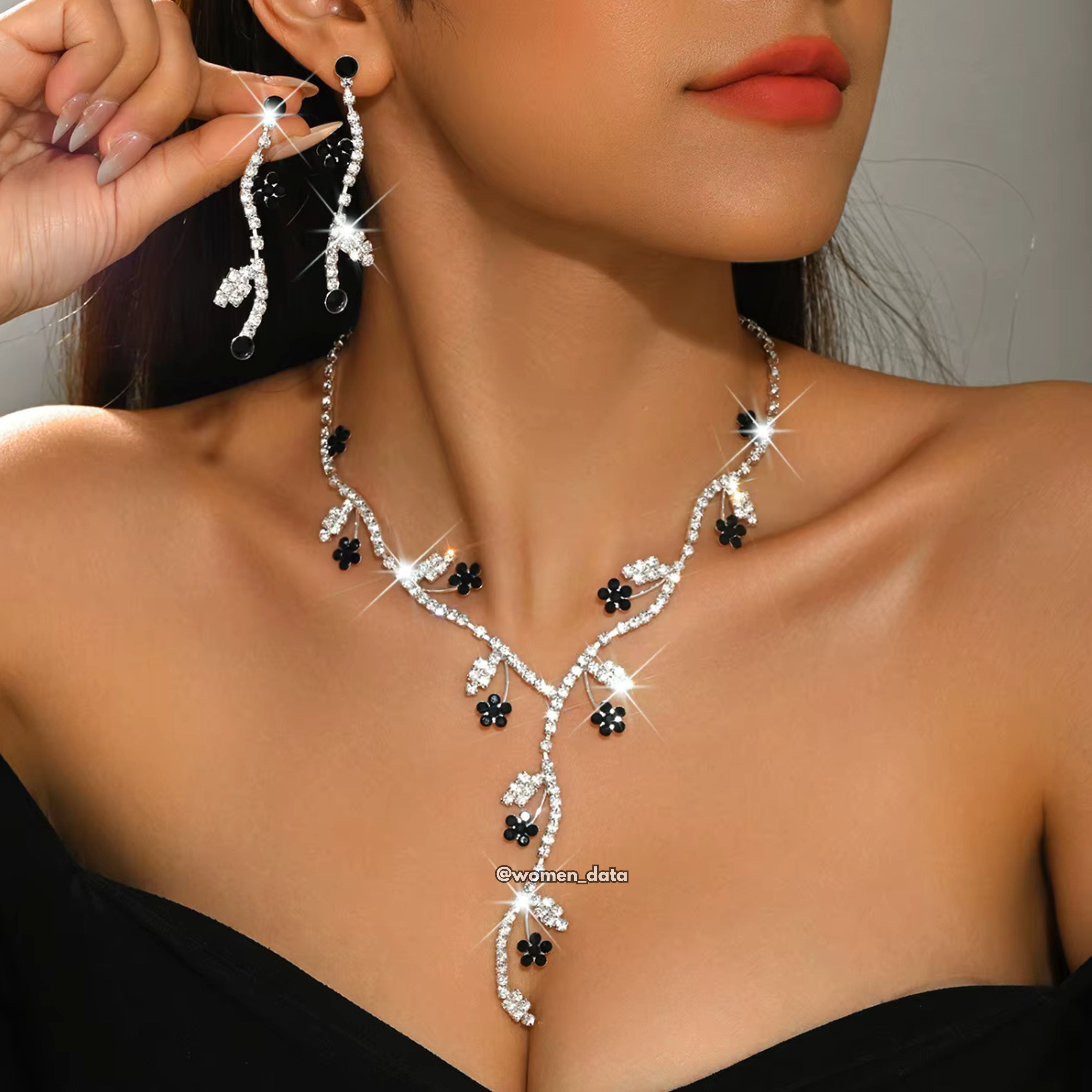Women Crystal Necklace Set 