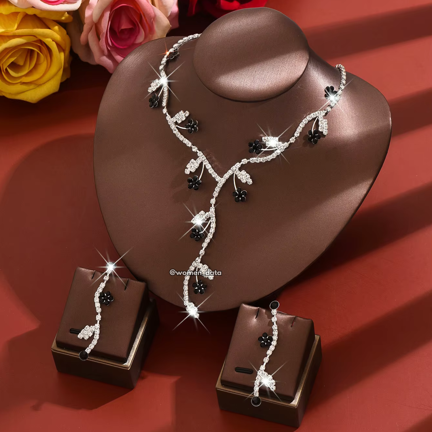Women Crystal Necklace Set 