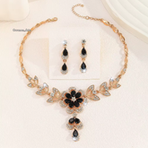 WomenFloralStatementNecklaceSe 