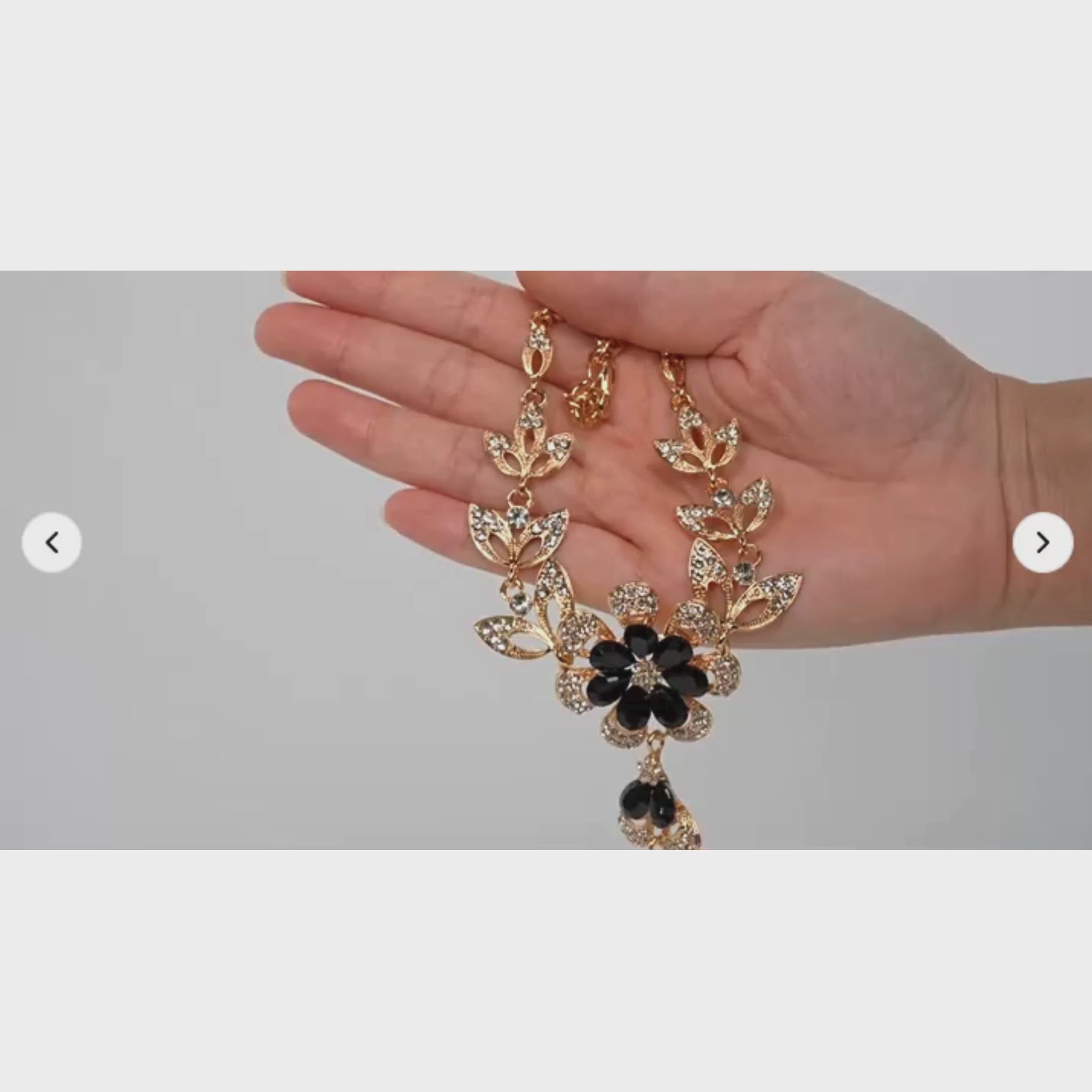 WomenFloralStatementNecklaceSe #color_black