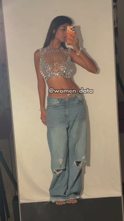 Silver chain and crystal top